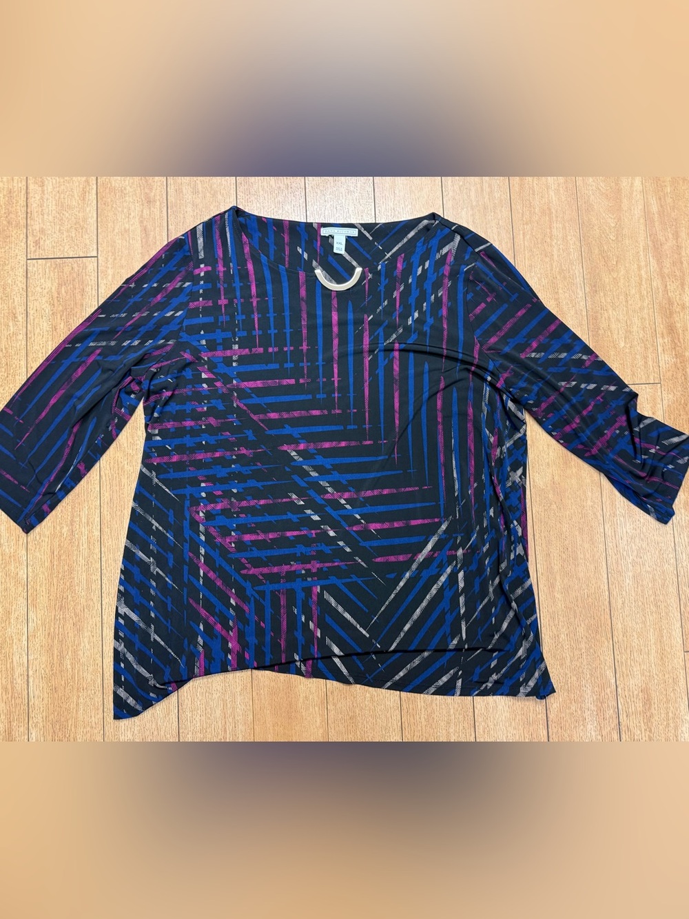 Dana Buchman womens 3x plus- Black Geometric Stripe blouse